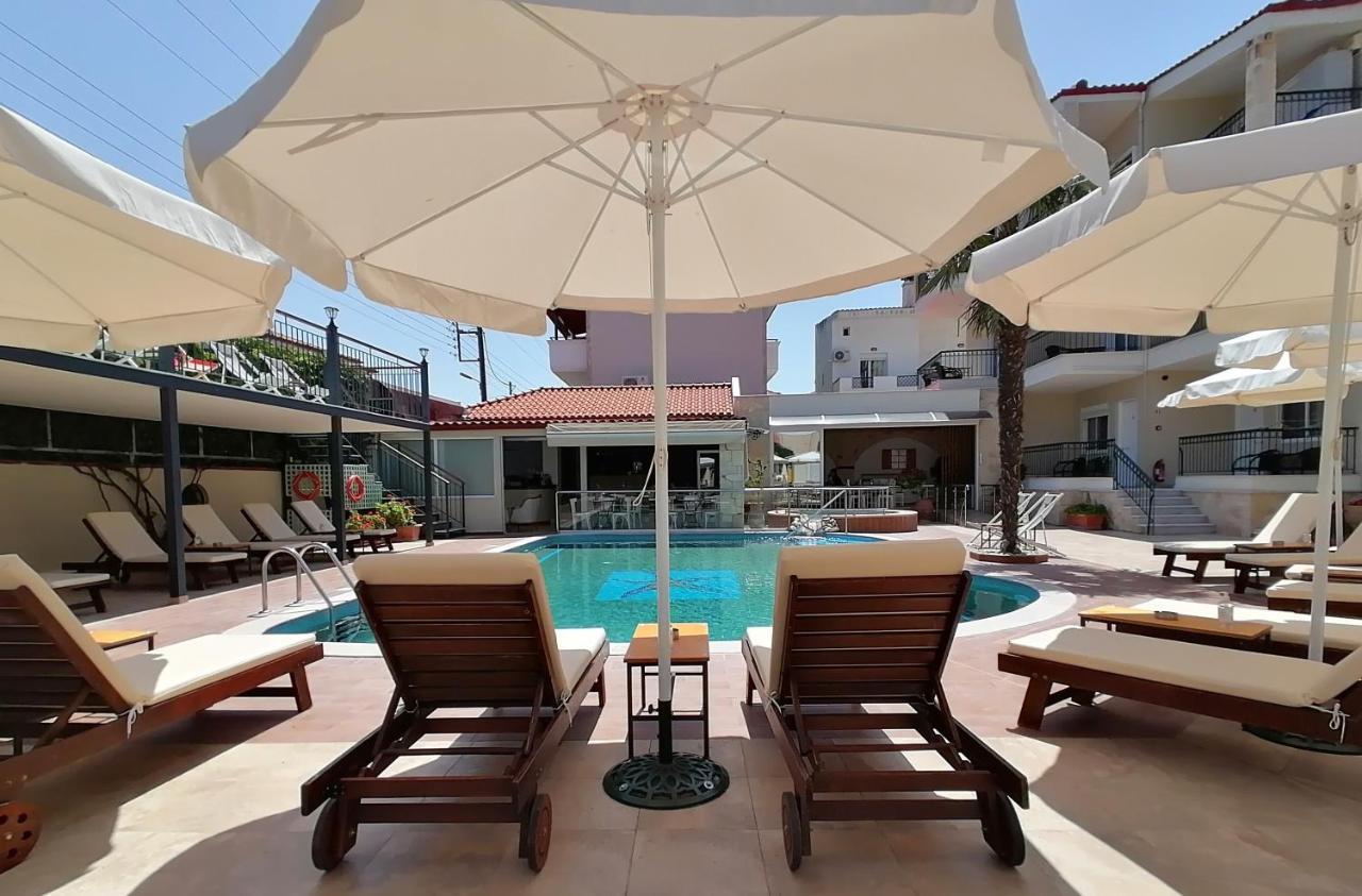 Hotel Olympia Pefkochori Exterior photo