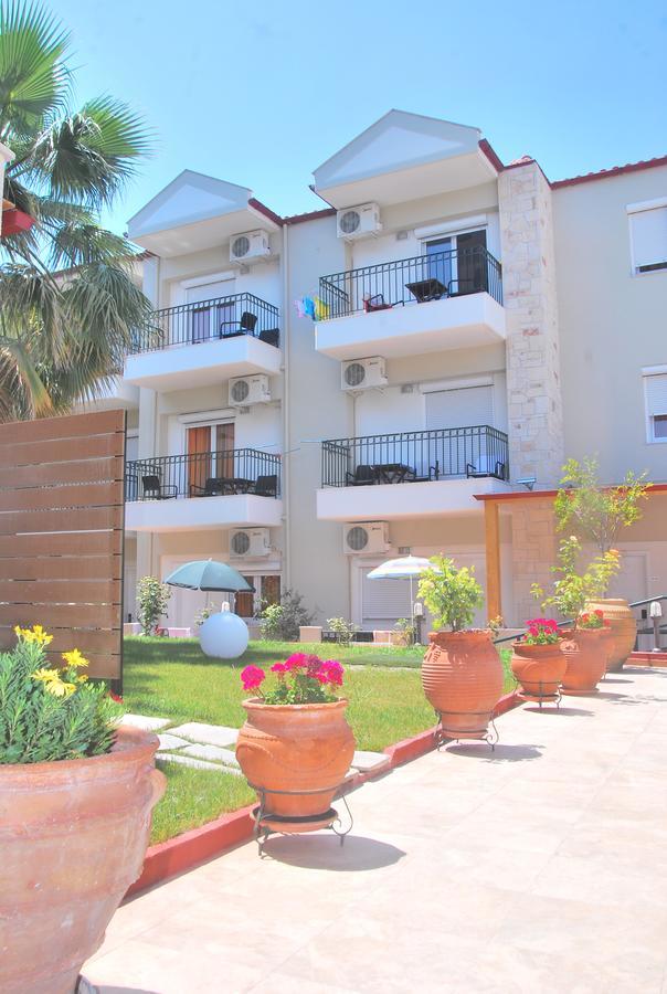Hotel Olympia Pefkochori Exterior photo