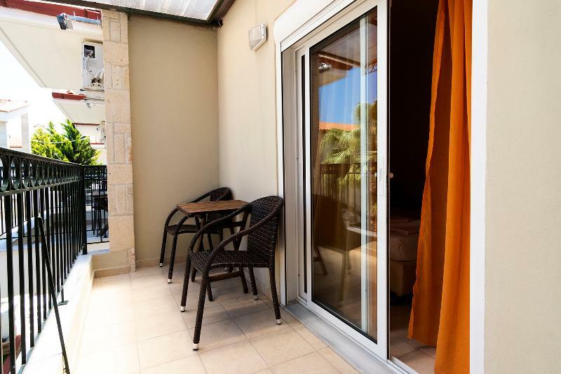 Hotel Olympia Pefkochori Exterior photo